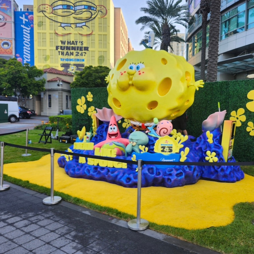 Colorful SpongeBob SquarePants themed display with characters, featuring yellow sponge and blue coral.