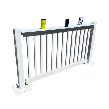 White aluminum barrier with slats, perfect for outdoor events, featuring a sleek design and sturdy build.