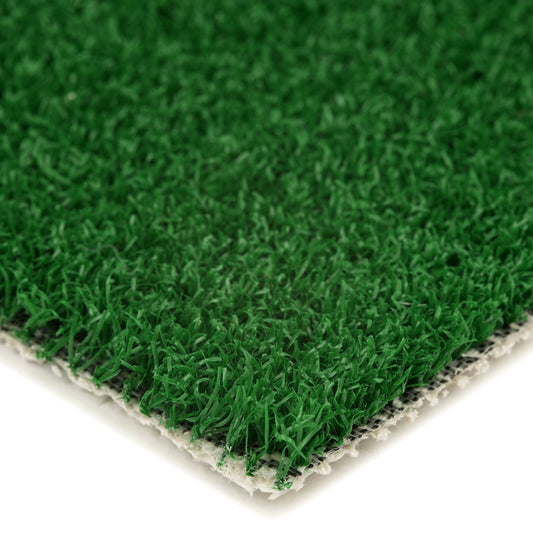 Realistic green artificial grass turf, durable and low maintenance, perfect for outdoor and indoor use.